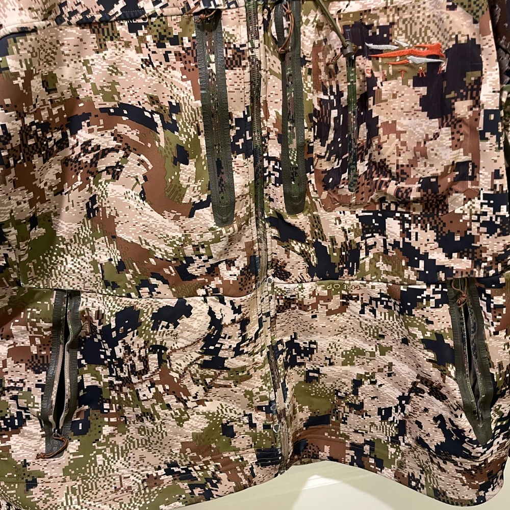 Sitka Gear Men's Camo Windstopper jetstream Jacket -Mossy Green - Picture 4 of 16